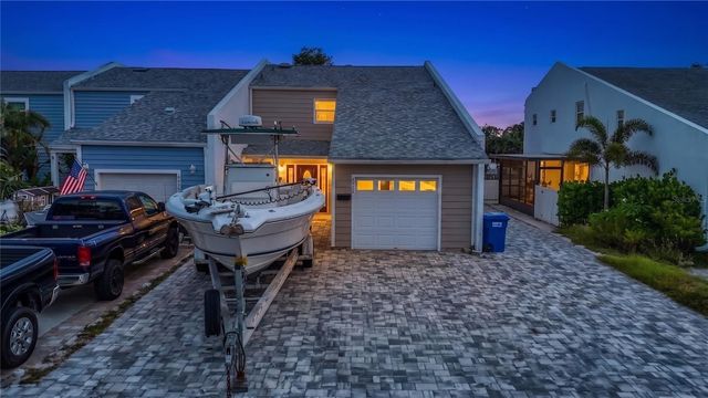 8725 BAY POINTE DRIVE, Tampa, FL 33615