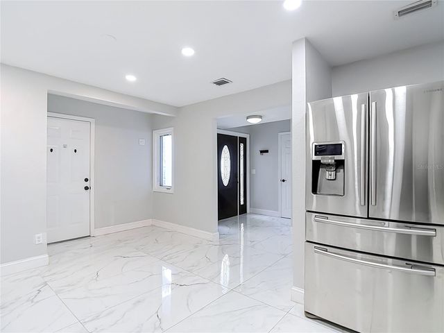 8725 BAY POINTE DRIVE, Tampa, FL 33615