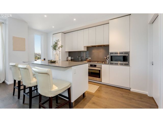 1150 Nw QUIMBY St 406, Portland, OR 97209