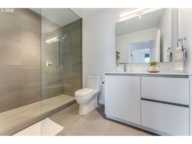 1150 Nw QUIMBY St 406, Portland, OR 97209