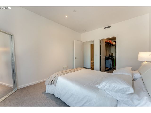 1150 Nw QUIMBY St 406, Portland, OR 97209