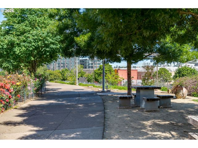 1150 Nw QUIMBY St 406, Portland, OR 97209