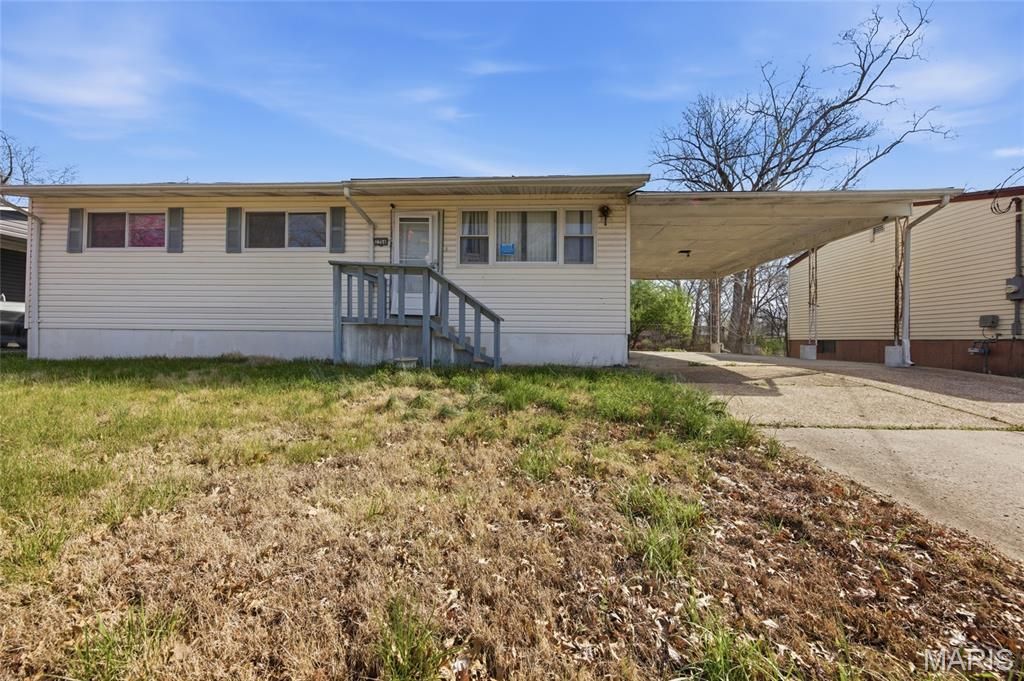 2266 Starling Airport Road, Arnold, MO 63010