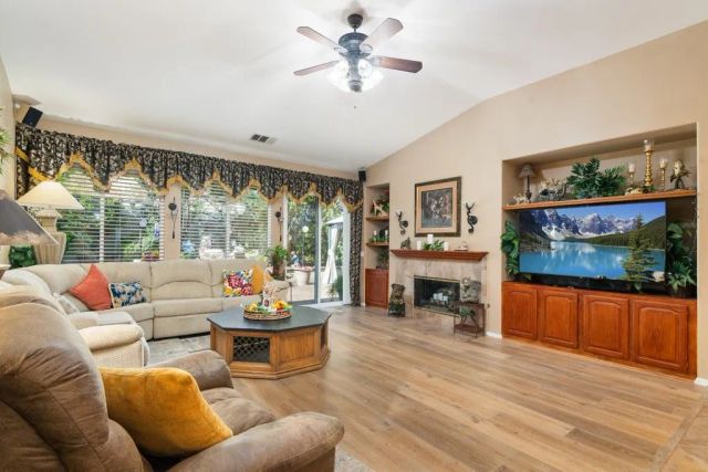 26101 Shady Brook, Murrieta, CA 92563
