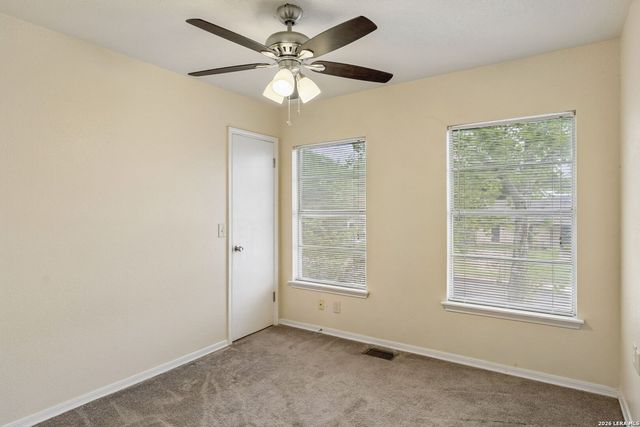 5823 Misty Gln, San Antonio, TX 78247