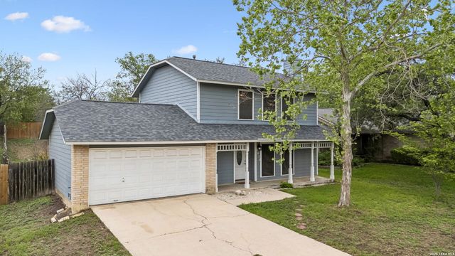 5823 Misty Gln, San Antonio, TX 78247