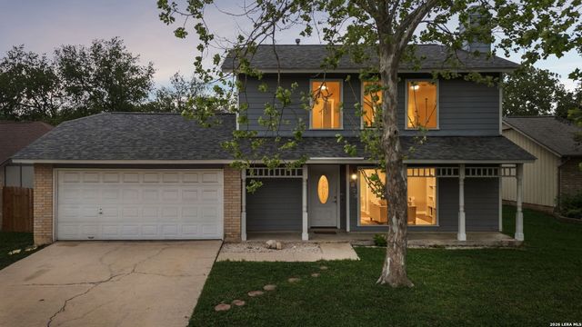 5823 Misty Gln, San Antonio, TX 78247