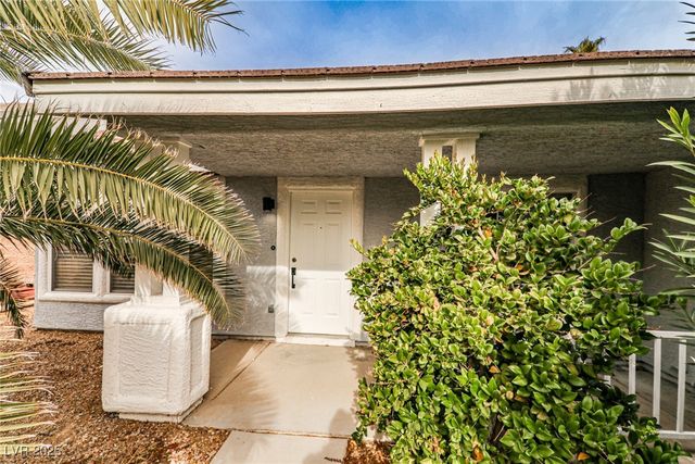 9514 Teton Vista Avenue, Las Vegas, NV 89117