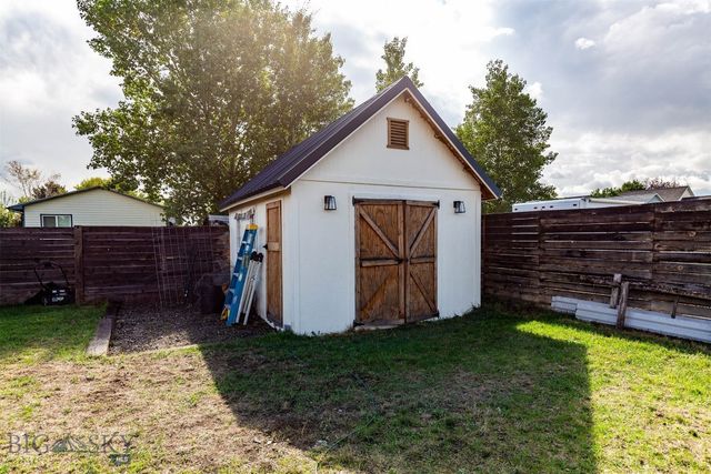 102 9th Street, Belgrade, MT 59714