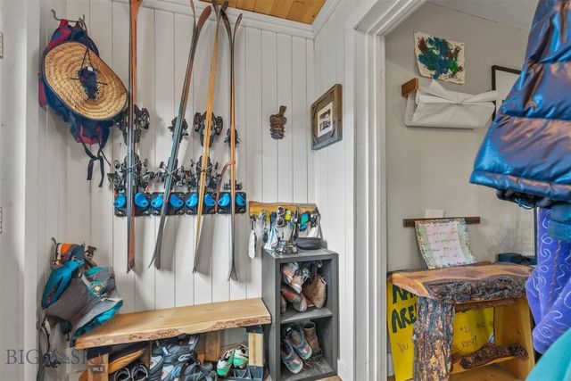 102 9th Street, Belgrade, MT 59714