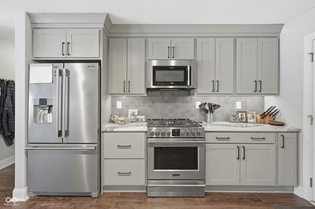 4801 N Camelot Drive, Muncie, IN 47304