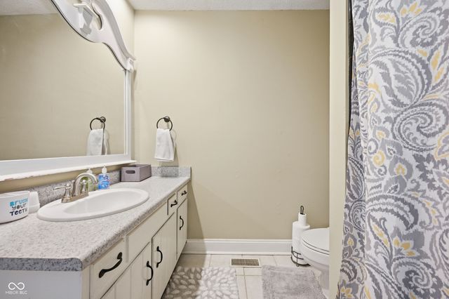 4801 N Camelot Drive, Muncie, IN 47304