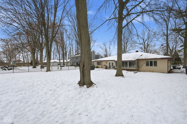 4801 N Camelot Drive, Muncie, IN 47304