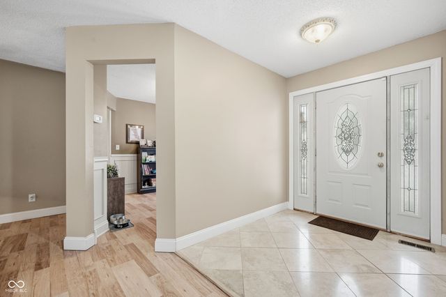 4801 N Camelot Drive, Muncie, IN 47304