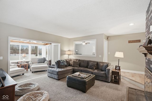 4801 N Camelot Drive, Muncie, IN 47304