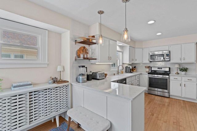 8140 Stickney AVENUE, Wauwatosa, WI 53213