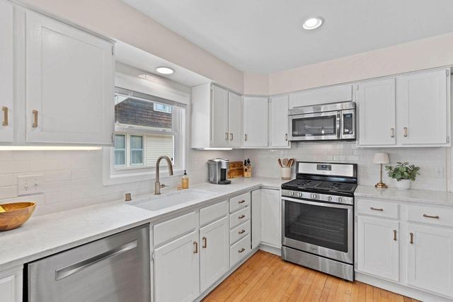 8140 Stickney AVENUE, Wauwatosa, WI 53213