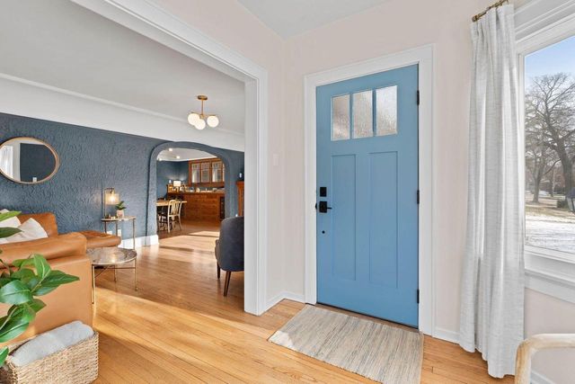 8140 Stickney AVENUE, Wauwatosa, WI 53213