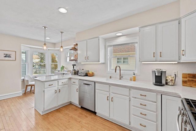 8140 Stickney AVENUE, Wauwatosa, WI 53213