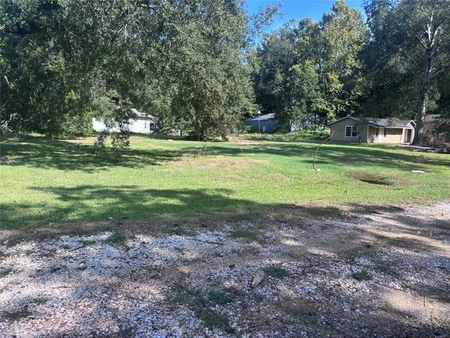 404 E Abbey Street, Livingston, TX 77351