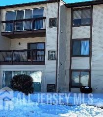 278 Crosse Drive 1C, Monroe, NJ 08831