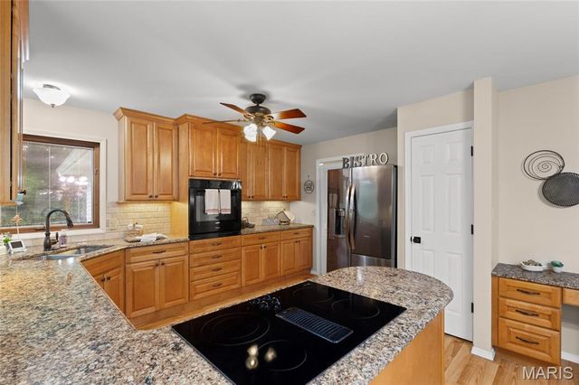 2404 Stoney Brook Drive, O'fallon, MO 63368