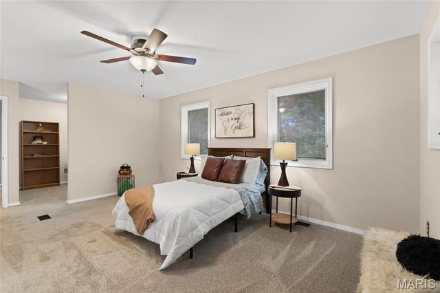 2404 Stoney Brook Drive, O'fallon, MO 63368