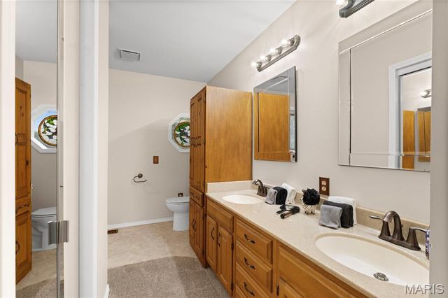 2404 Stoney Brook Drive, O'fallon, MO 63368