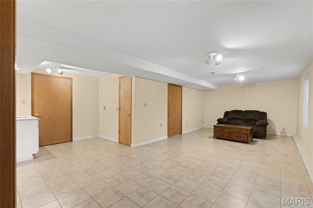 2404 Stoney Brook Drive, O'fallon, MO 63368