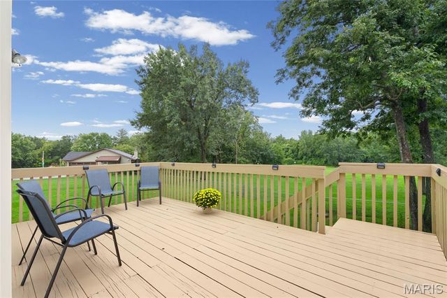 2404 Stoney Brook Drive, O'fallon, MO 63368