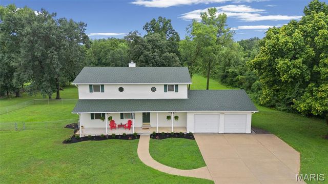 2404 Stoney Brook Drive, O'fallon, MO 63368