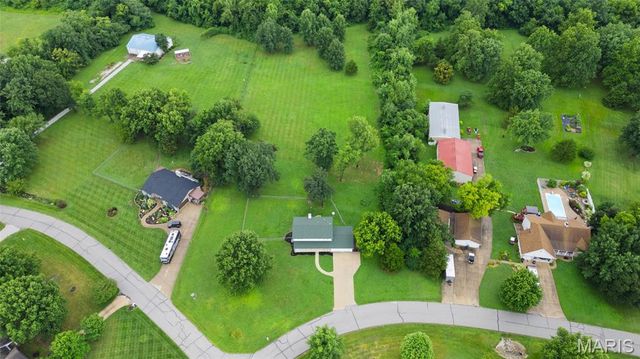 2404 Stoney Brook Drive, O'fallon, MO 63368