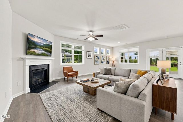 2003 Knight Crossing Road, Durham, NC 27703