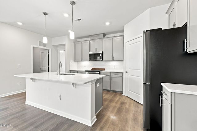 2003 Knight Crossing Road, Durham, NC 27703