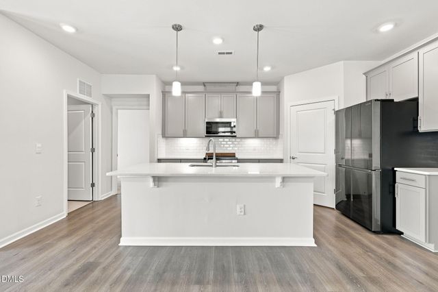 2003 Knight Crossing Road, Durham, NC 27703
