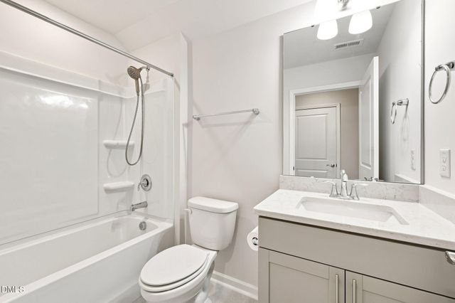 2003 Knight Crossing Road, Durham, NC 27703