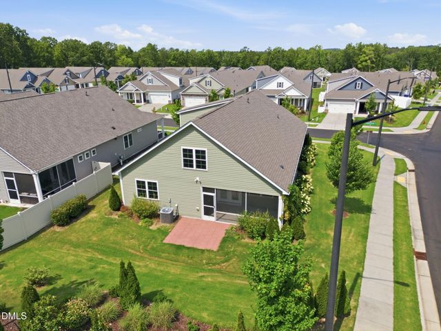 2003 Knight Crossing Road, Durham, NC 27703