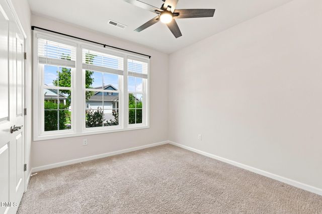 2003 Knight Crossing Road, Durham, NC 27703