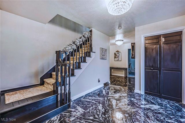 9175 Detwiler Road, Canfield, OH 44406