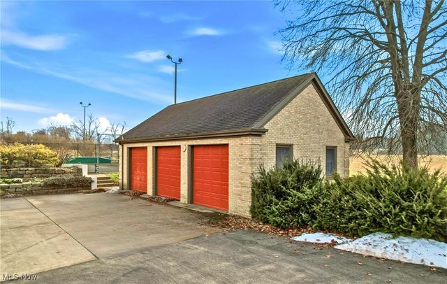 9175 Detwiler Road, Canfield, OH 44406