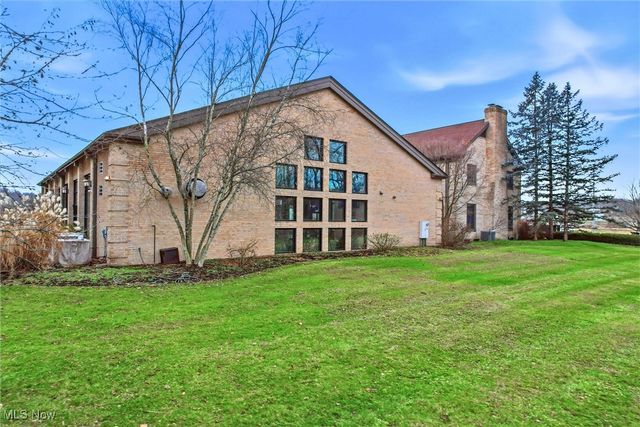 9175 Detwiler Road, Canfield, OH 44406