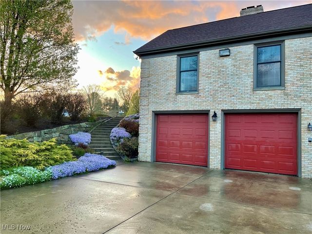 9175 Detwiler Road, Canfield, OH 44406