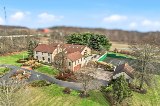 9175 Detwiler Road, Canfield, OH 44406