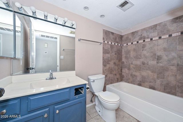 1719 W YUKON Drive, Phoenix, AZ 85027