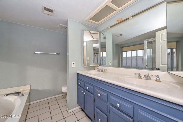 1719 W YUKON Drive, Phoenix, AZ 85027