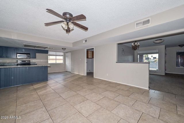 1719 W YUKON Drive, Phoenix, AZ 85027