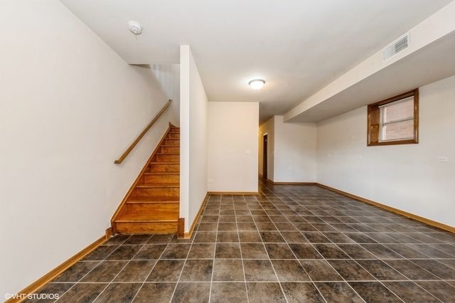 5318 S Kenneth Avenue, Chicago, IL 60632