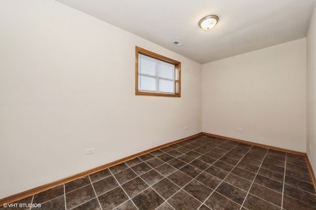 5318 S Kenneth Avenue, Chicago, IL 60632