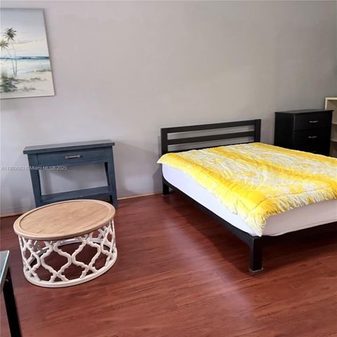 2633 NE 32nd St 1-2, Fort Lauderdale, FL 33306