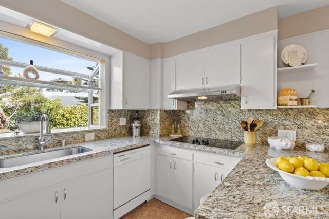 44 Stonecrest Drive, San Francisco, CA 94132